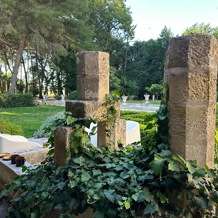 Palazzo de Carlo e il parco dei 7 pozzi-3